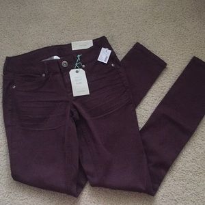 Maurice’s maroon/purple jegging - NWT, XS